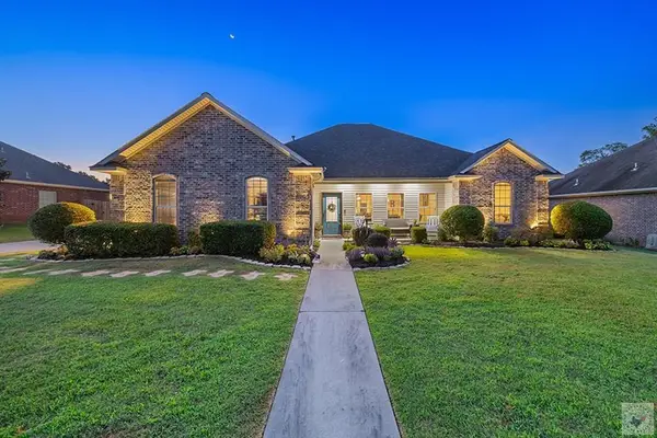 14 Irongate Dr, Texarkana, TX 75501