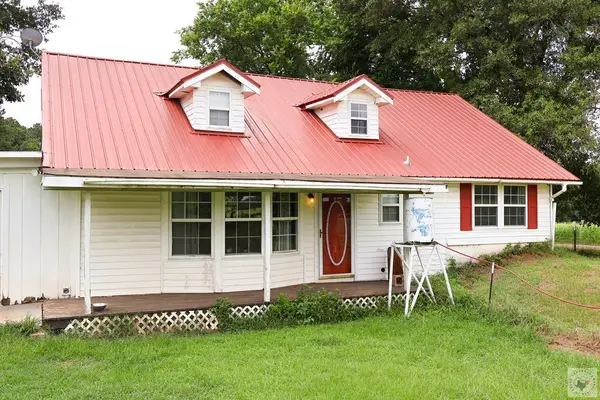 601 County Road 4271, Simms, TX 75574