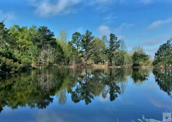 887 Leary Rd, Texarkana, TX 75503