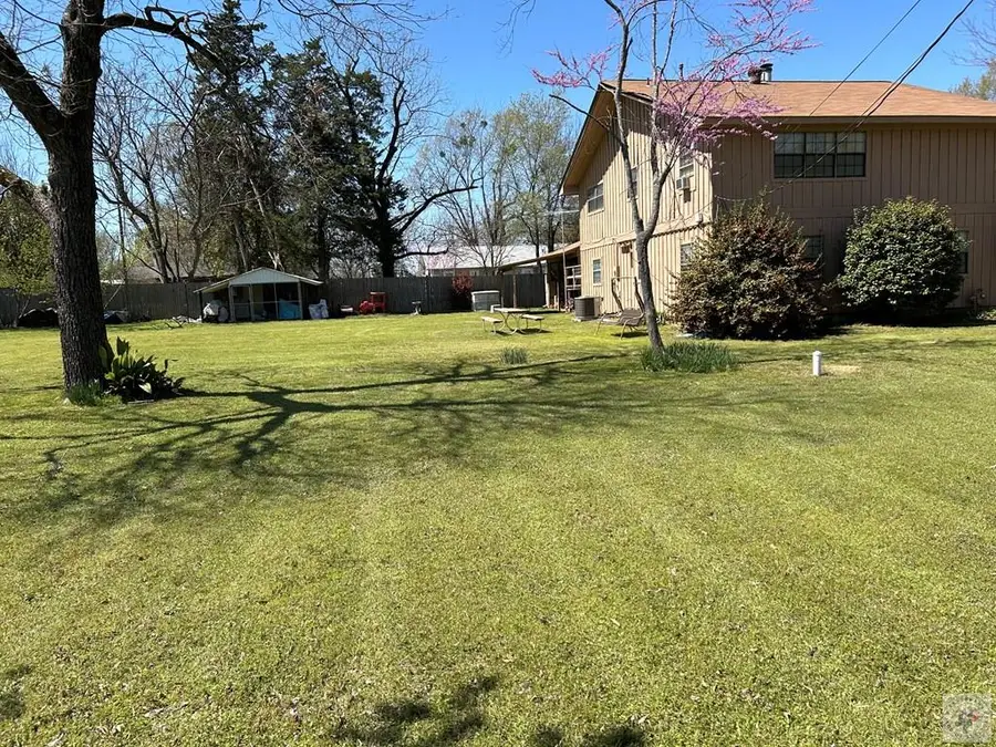 2100 Fulton Street, Texarkana, AR 71854 - #2