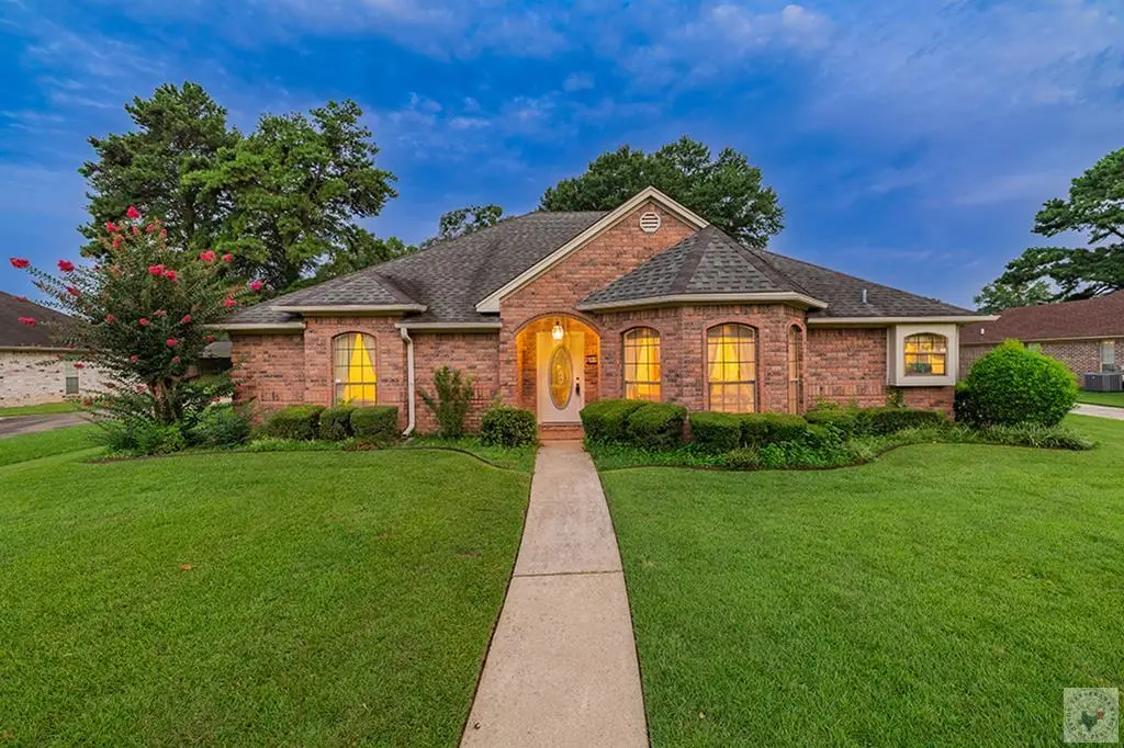 80 Piney St, Wake Village, TX 75501 - #1