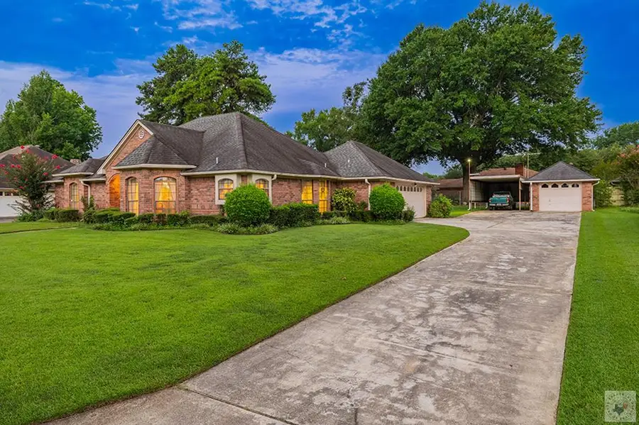 80 Piney St, Wake Village, TX 75501 - #2