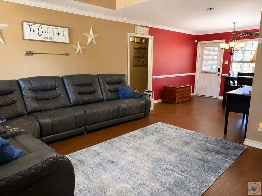 4 Hidalgo Cir, Wake Village, TX 75501 - #3