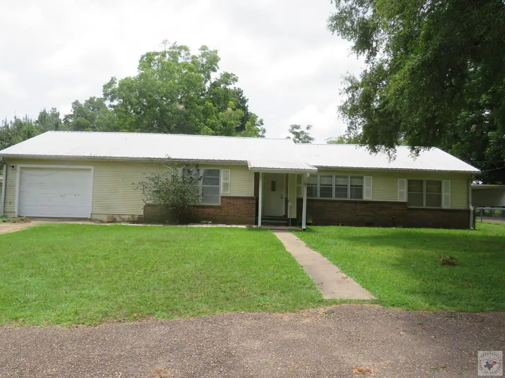 245 E Us Hwy 82, Avery, TX 75554 - #1