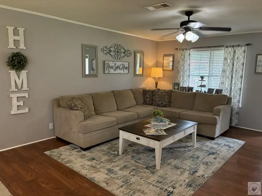 910 Japonica, Wake Village, TX 75501 - #3