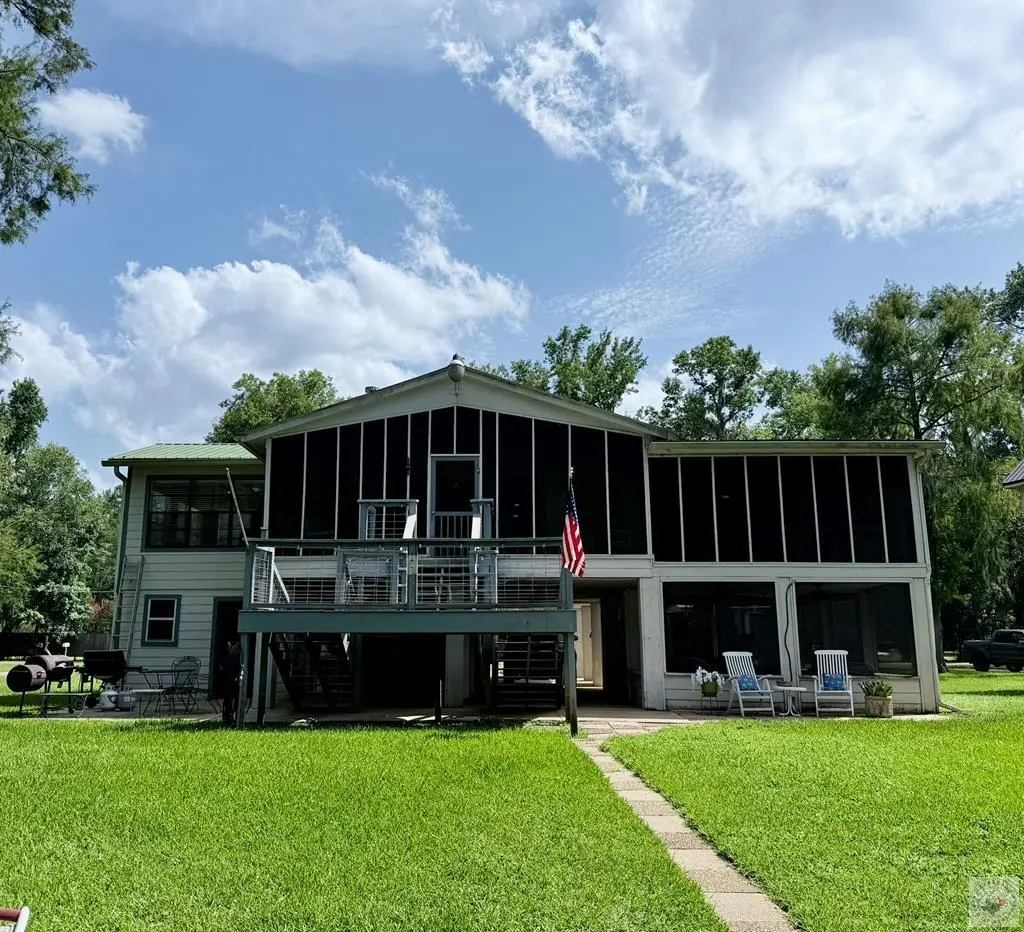 4379 Cypress Village Rd, Karnack, TX 75661 - #1