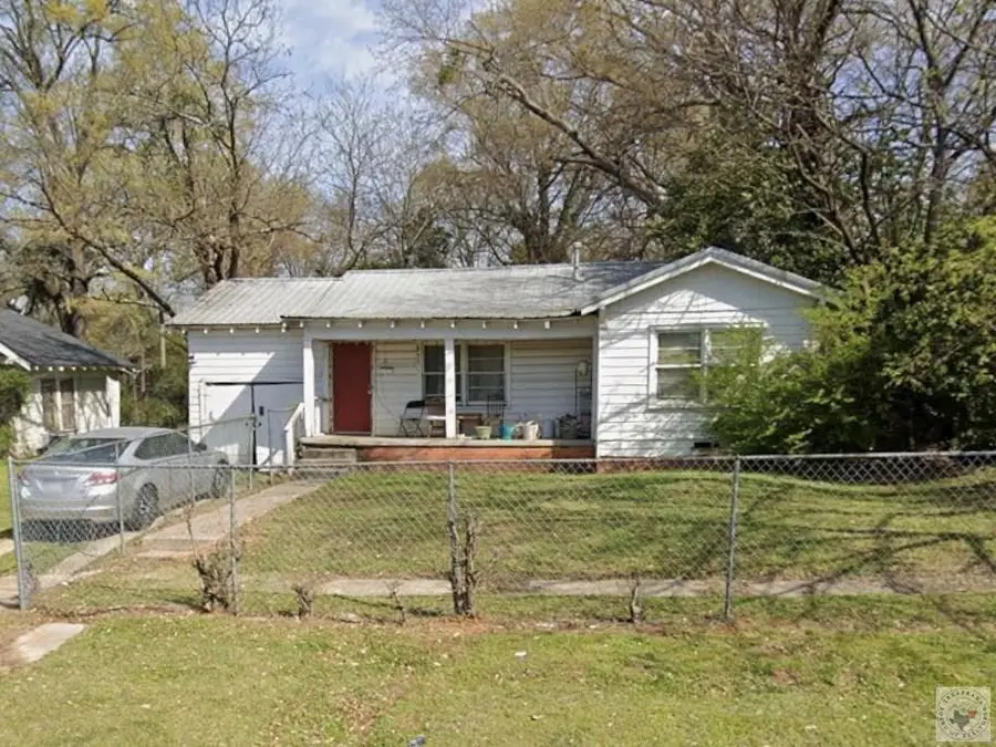 1920 W 13th, Texarkana, TX 75501 - #2