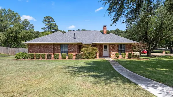 4116 Constitution Dr., Texarkana, TX 75503