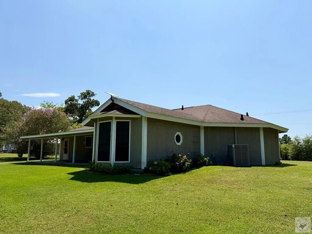 807 S Main, Linden, TX 75563 - #1