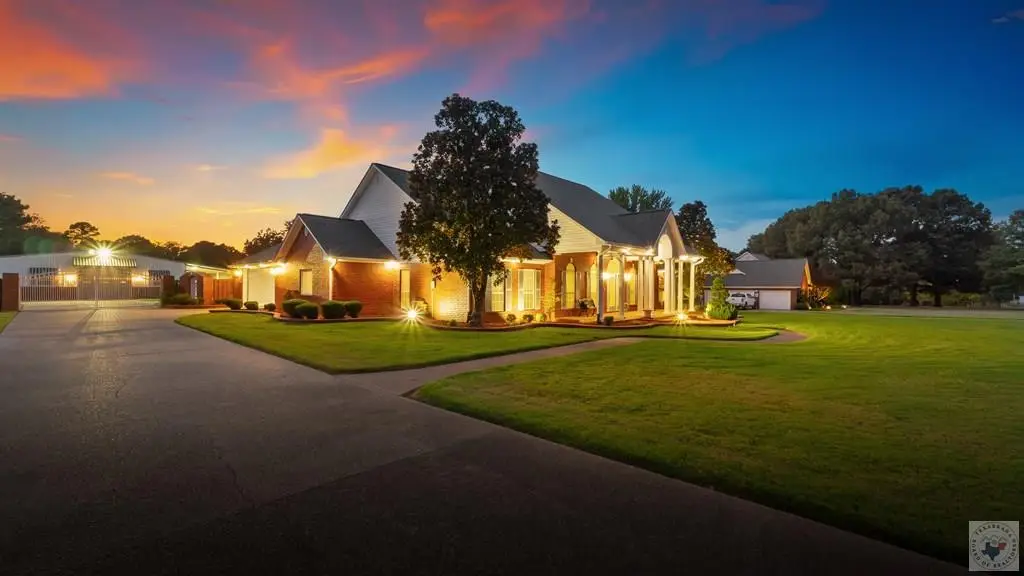 2105 Capitol Hill, Texarkana, AR 71854 - #1