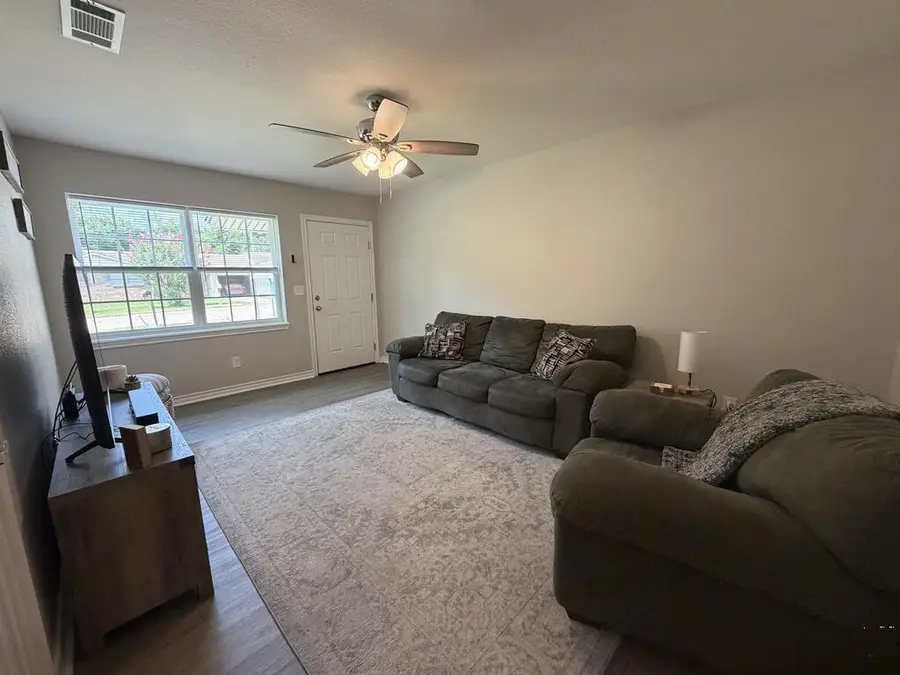 1726 Meadowbrook Ln., Texarkana, TX 75501 - #2
