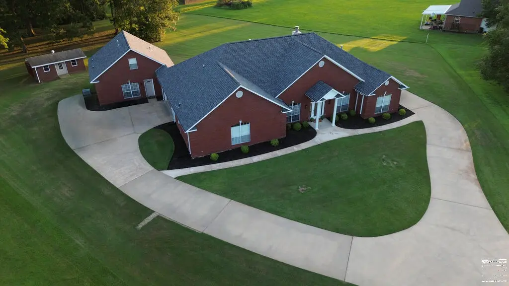 7212 Stonewall Dr, Texarkana, TX 75503 - #1