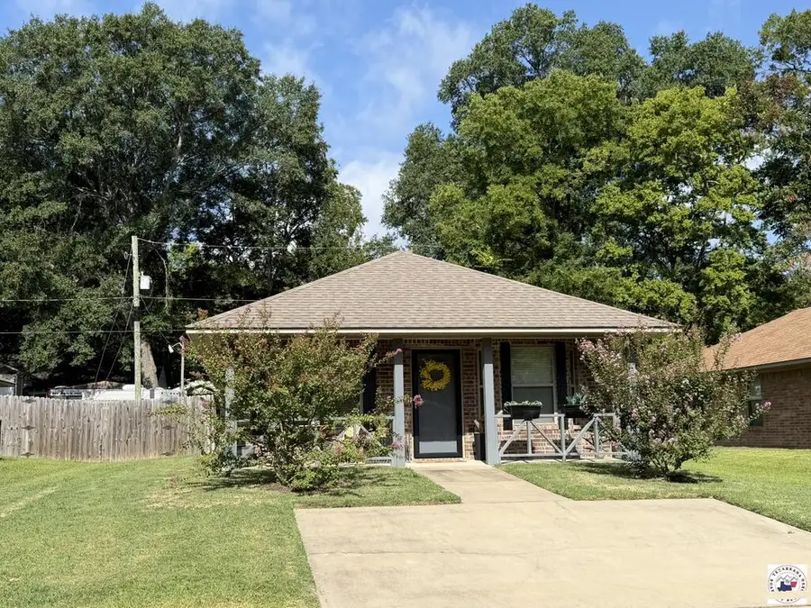 2115 Garland Ave., Texarkana, AR 71854 - #2