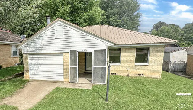 2302 N Akin, Texarkana, TX 75501 - #1