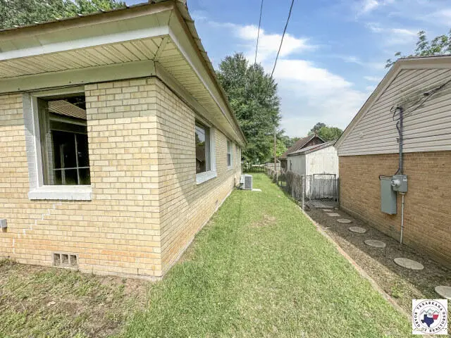 2302 N Akin, Texarkana, TX 75501 - #3