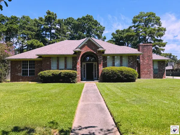 13 Dana Ln, Texarkana, TX 75503