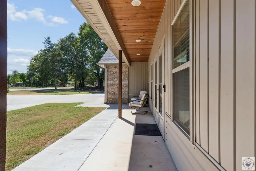 1100 N Fm 992, De Kalb, TX 75559 - #3