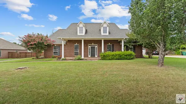 7004 Shadow Brooke St, Texarkana, TX 75503