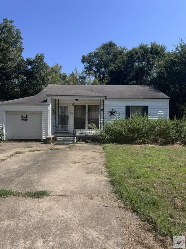 809 Manila, Wake Village, TX 75501