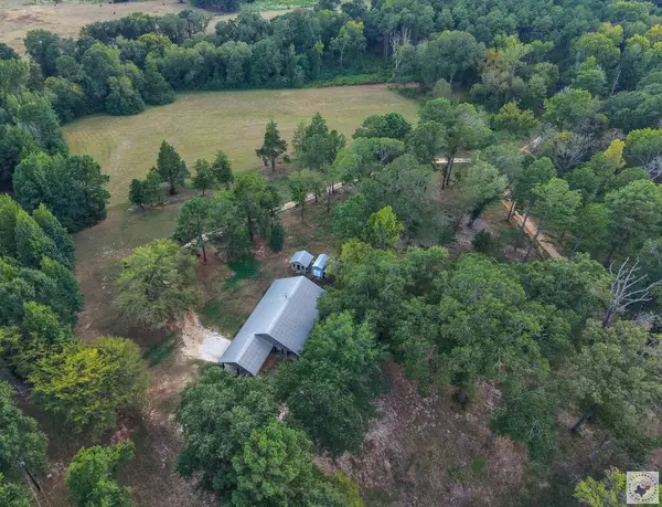 401 South St., Douglassville, TX 75560