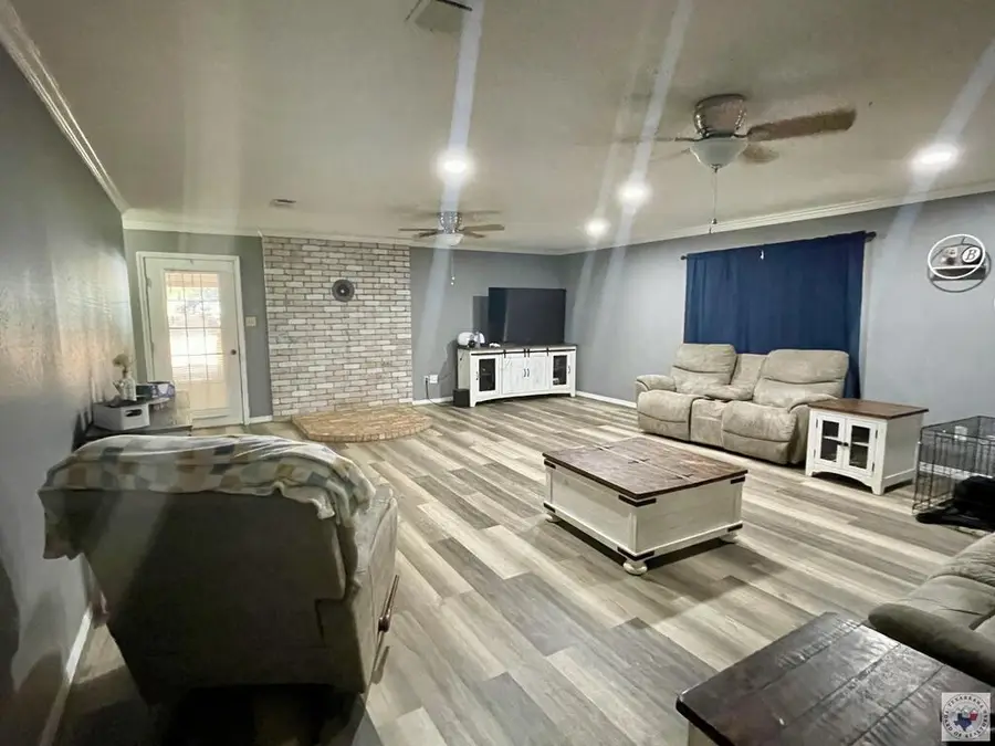 1705 Pine Valley, Queen City, TX 75572 - #2