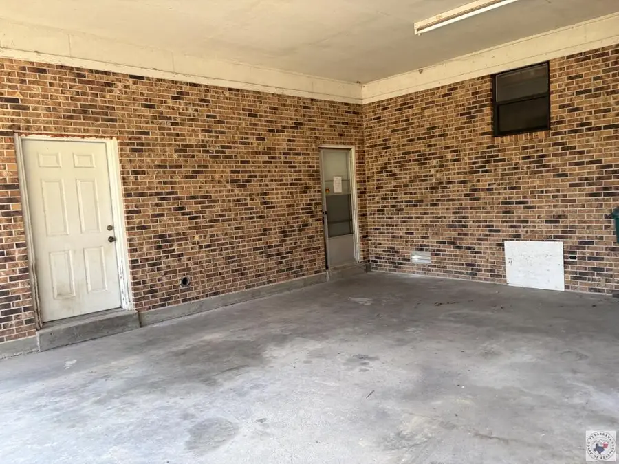 601 Columbia Road 200, Magnolia, AR 71753 - #2