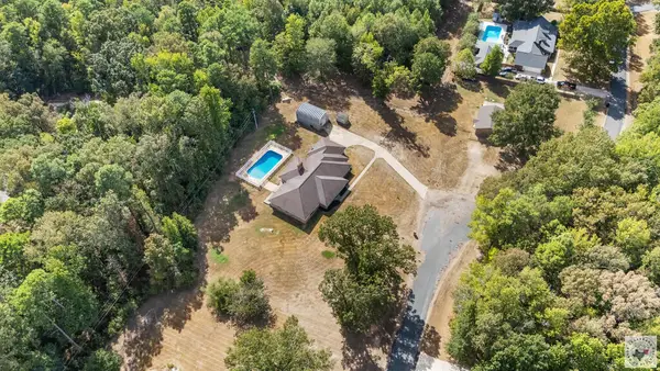 33 Hickory Oak Ln, Texarkana, TX 75501