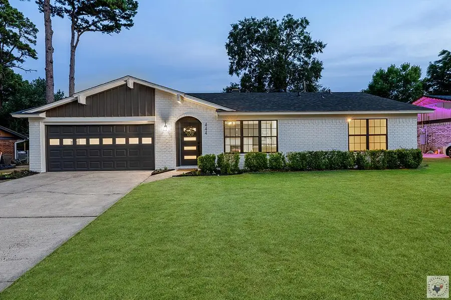 444 E Greenfield Dr., Wake Village, TX 75501 - #2