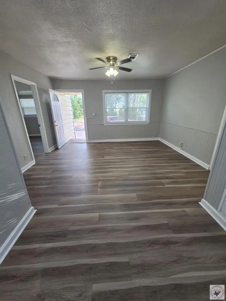 912 Guam, Wake Village, TX 75501 - #2