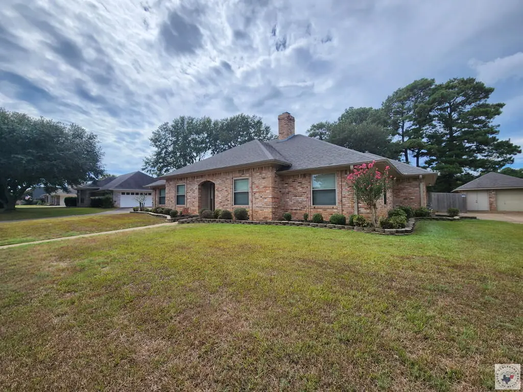 411 Whipoorwill Lane, Wake Village, TX 75501 - #1