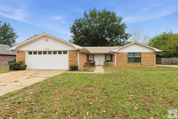 204 Ridgecrest St., New Boston, TX 75570