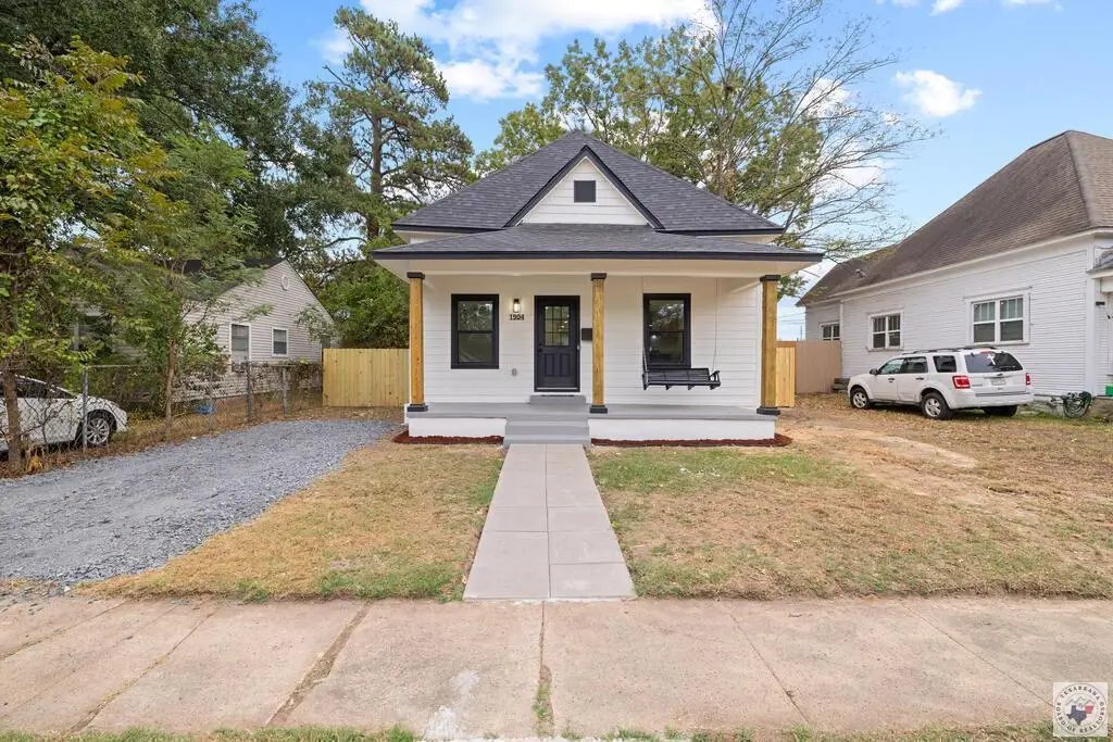 1904 Hazel St, Texarkana, TX 75501 - #1