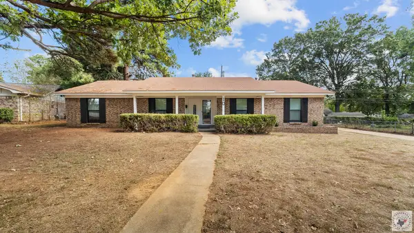 10 Holiday, Texarkana, TX 75503