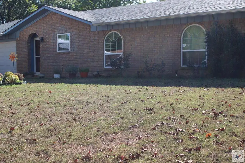 224 E Greenfield, Wake Village, TX 75501 - #1