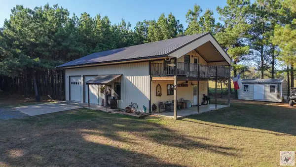 2960 Cr 2001, New Boston, TX 75570