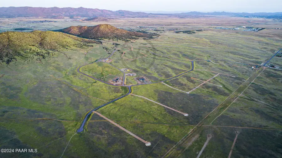 10690 E Woven Gold Way, Prescott Valley, AZ 86315 - Image #2