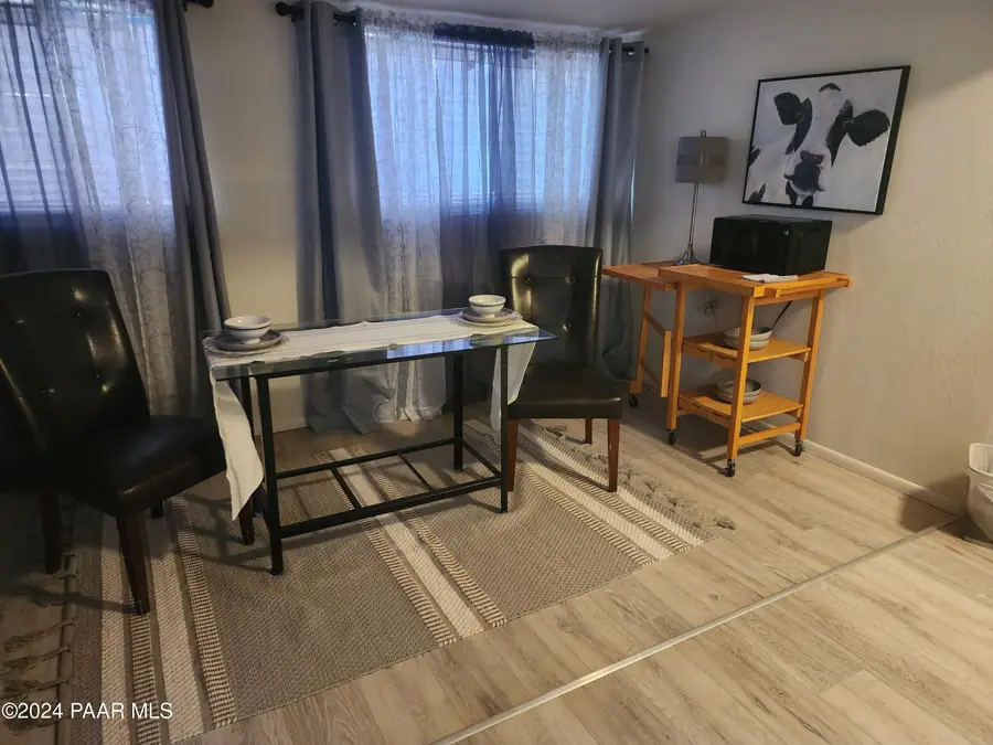 19060 E Palm Lane, Black Canyon City, AZ 85324 - Image #2