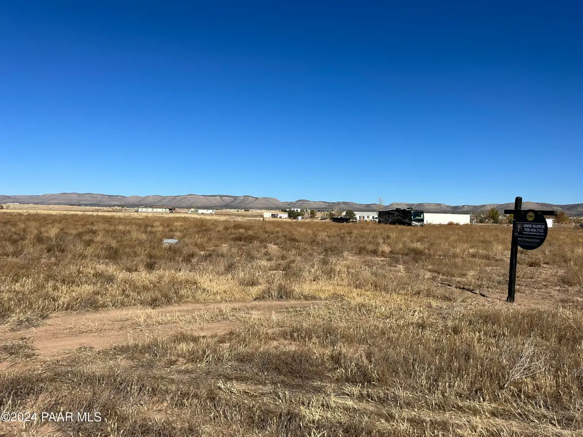 00 N Stagecoach Pass Drive, Paulden, AZ 86334 - Image #1