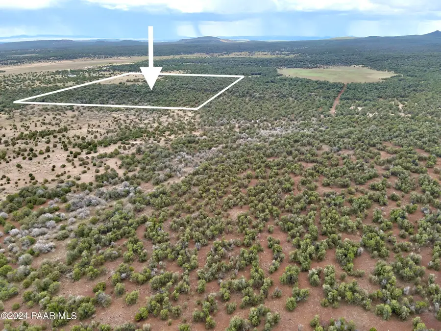 11189 Huckleberry Road, Ash Fork, AZ 86320 - Image #2