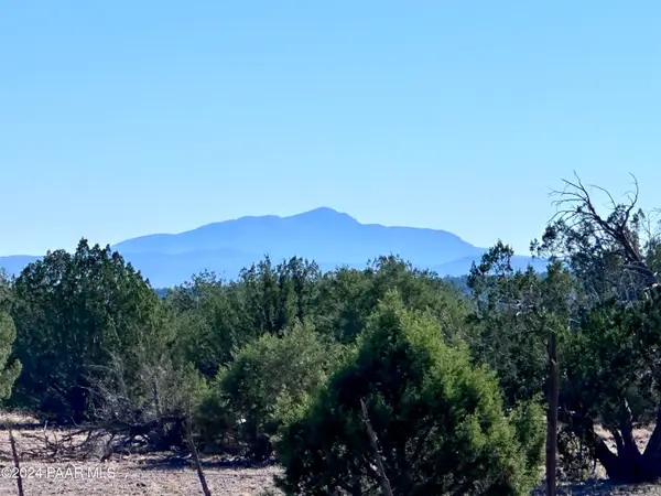 145 NE Reckless Ln Lane, Ash Fork, AZ 86320