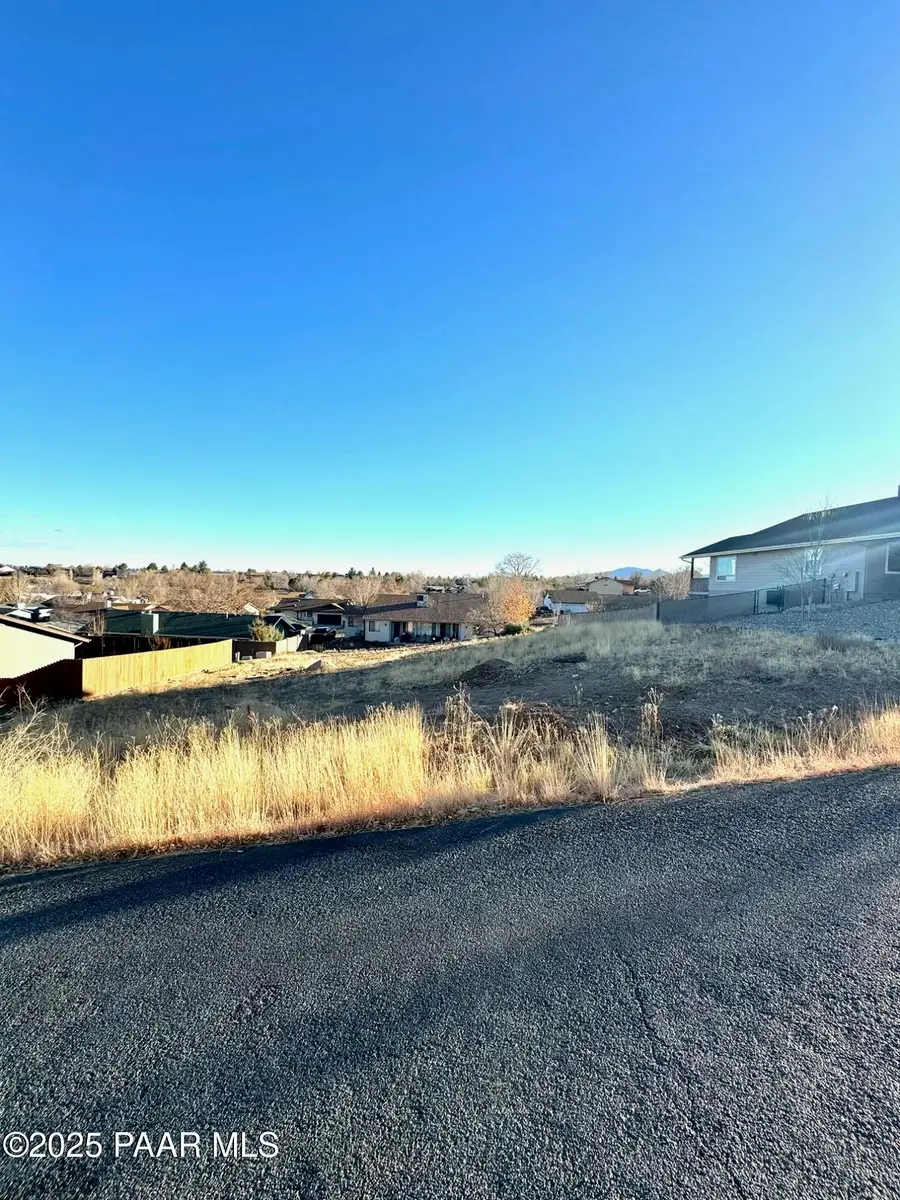 8061 E Dust Devil Drive, Prescott Valley, AZ 86314 - Image #2