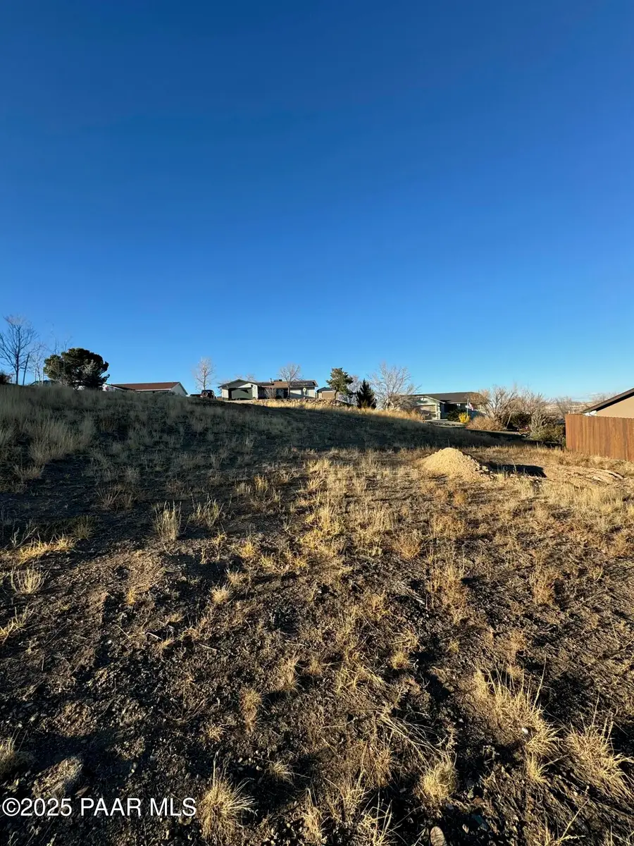 8061 E Dust Devil Drive, Prescott Valley, AZ 86314 - Image #3