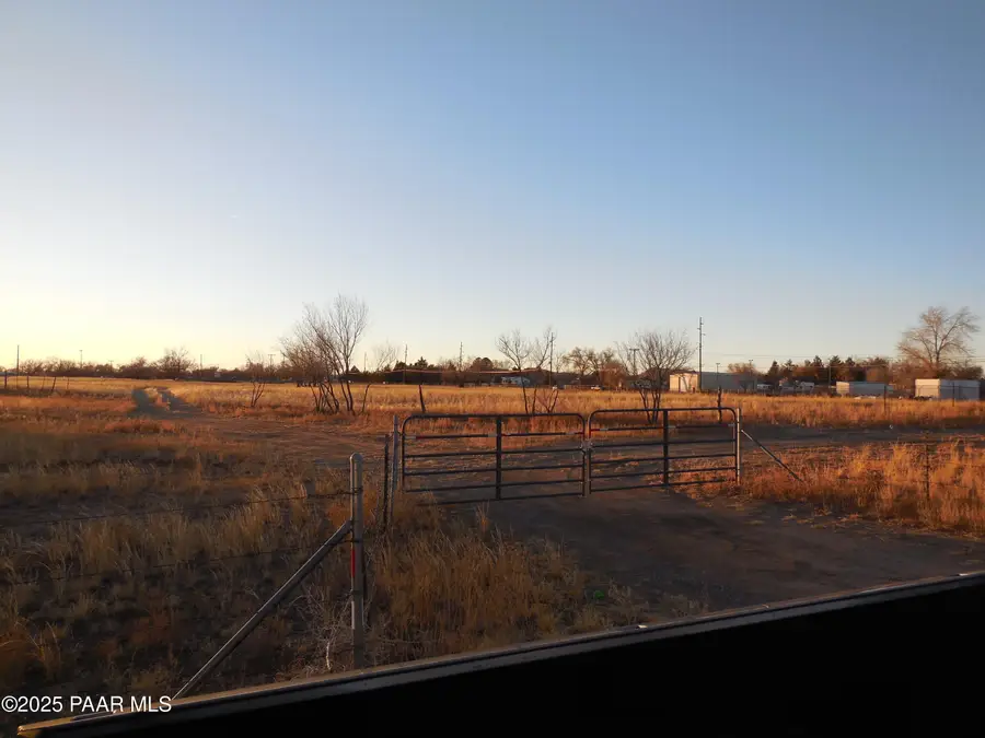 921 E Road 1 North, Chino Valley, AZ 86323 - Image #2