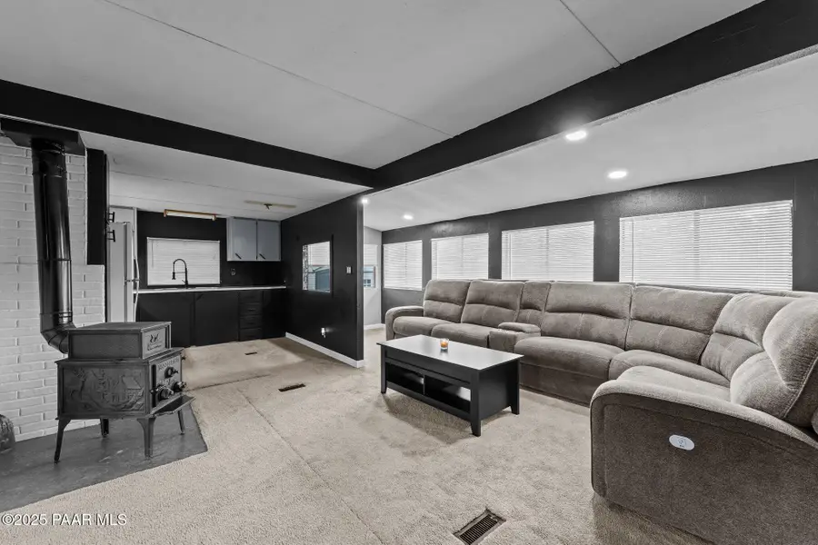 16758 W Shrine Drive, Yarnell, AZ 85362 - Image #2