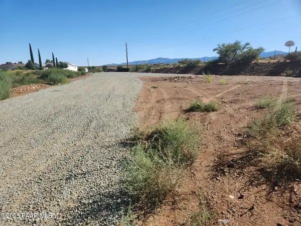 17001 E Spring Valley Road, Mayer, AZ 86333