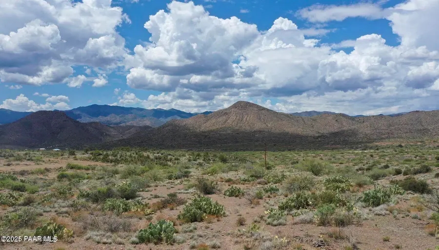 17600 S Dripping Springs Road, Mayer, AZ 86333 - Image #3