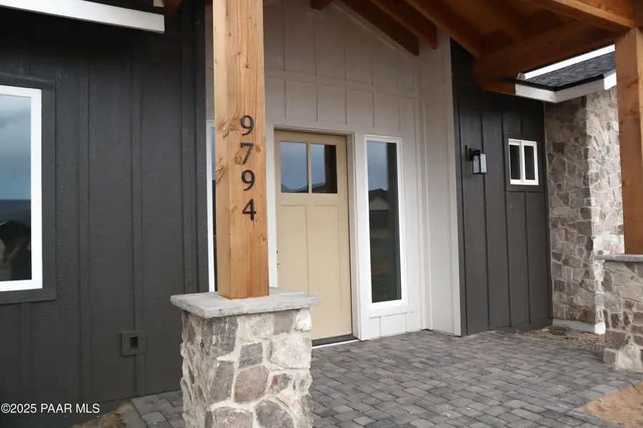 9794 N Constellation Court, Prescott Valley, AZ 86315 - Image #2