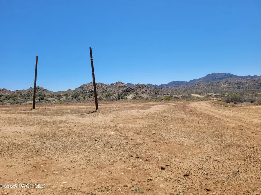 0 S Date Creek Road, Congress, AZ 85332 - Image #2