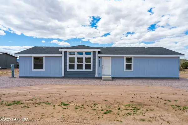 25200 N Enid Drive, Paulden, AZ 86334