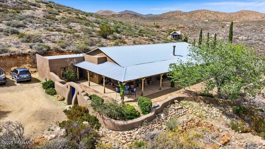 18300 E Peacemaker Drive, Dewey, AZ 86327 - Image #2